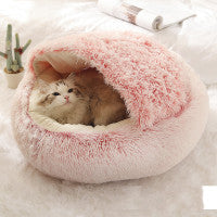 SnuggleHaven Pet Bed – Round Plush Bed for Cold Nights